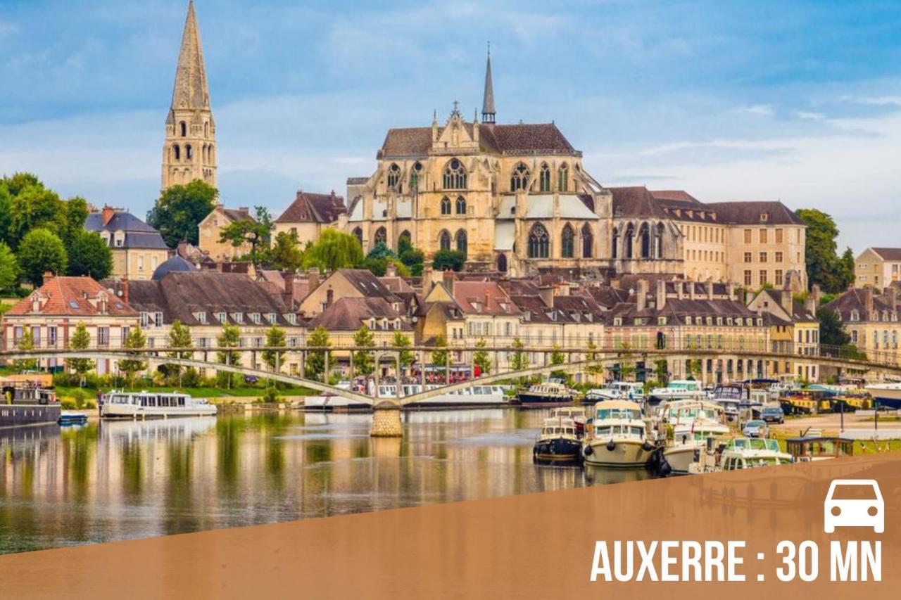 Black Cognac Joigny Bagian luar foto
